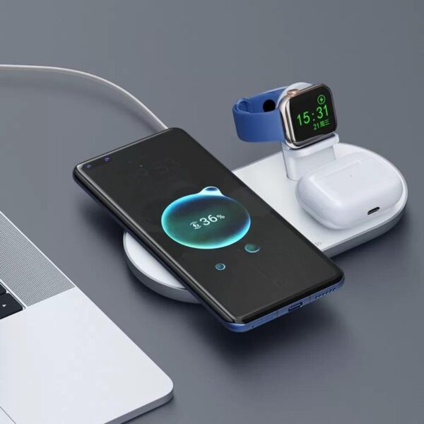 Mcdodo CH-7062 3in1 15W Çoklu Magsafe Kulaklık Saat ve Telefon Şarj Stand Beyaz - Görsel 3